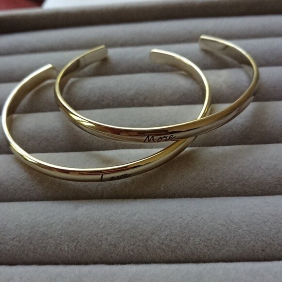 Victoria's secret-  Love. More. Set Two Engraved Stackable Cuff Bangle Gold tone - Picture 1 of 6